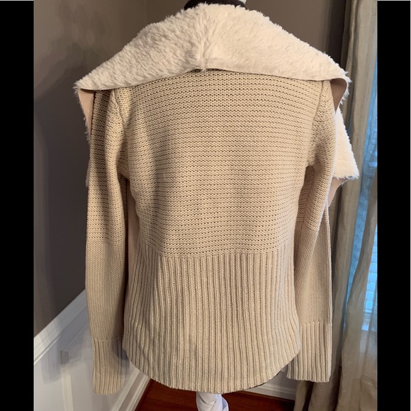 ✨Faux Suede & Fur Cardigan Sweater ✨New Arrival❣️ - Picture 4 of 6